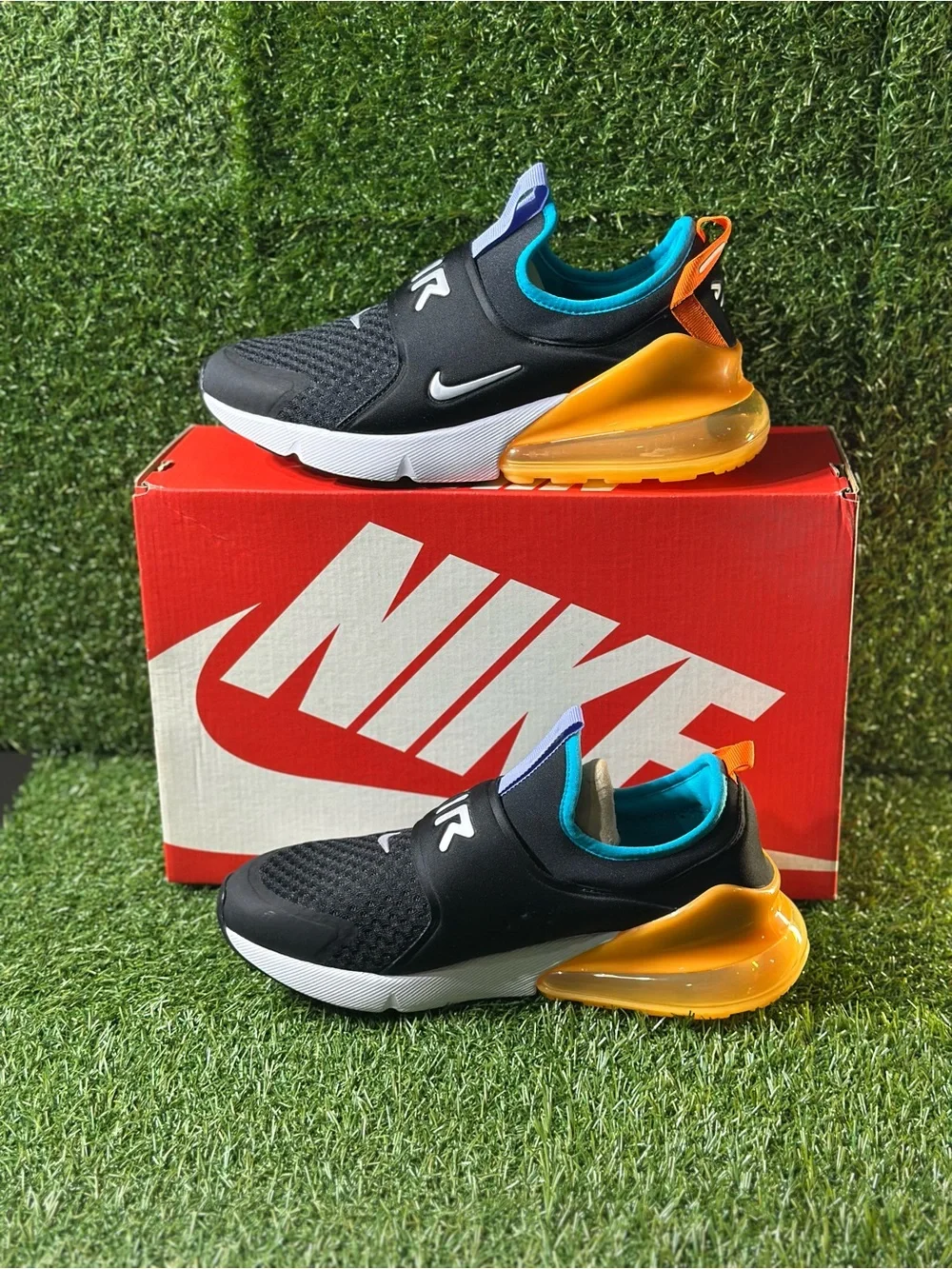 NIKE AIR MAX 270 EXTREME (GS) , SIZE 6Y BIG KIDS , BRAND NEW